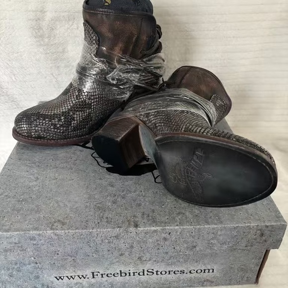 Freebird Snakeskin Pattern Ankle Booties - Picture 4 of 5